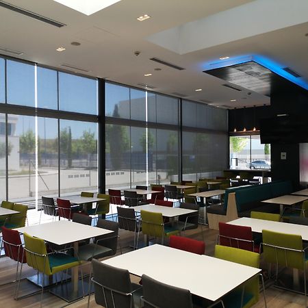 Holiday Inn Express Madrid Leganes By Ihg Экстерьер фото